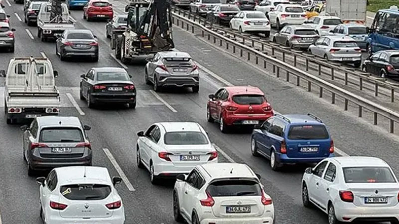 Araç sahipleri dikkat! 15 bin lirası olmayan kontak çeviremeyecek