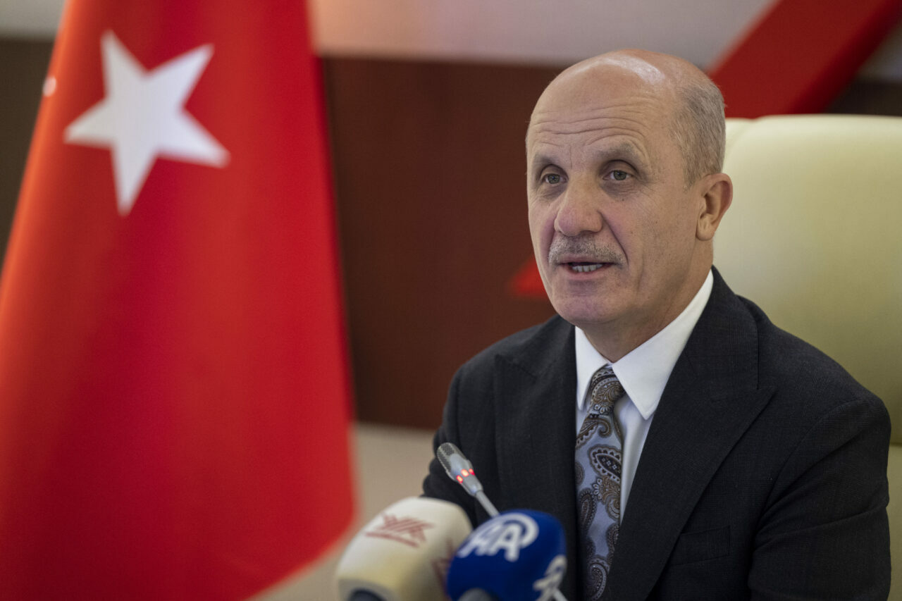 Üniversitede 3 yıllık eğitim dönemi gelecek yıl başlıyor Üniversitede 3 yıllık eğitim dönemi gelecek yıl başlıyor