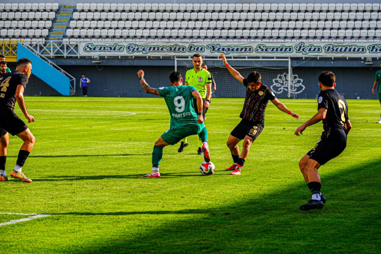 Bursaspor’un pilot takımı son sıradaki rakibi karşısında şaşırttı! Bursaspor’un pilot takımı son sıradaki rakibi karşısında şaşırttı!