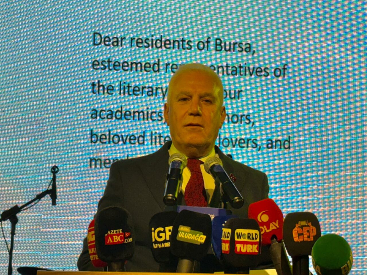 Bursa Uluslararası Edebiyat Festivali “Cesaret” temasıyla başlıyor Bursa Uluslararası Edebiyat Festivali “Cesaret” temasıyla başlıyor