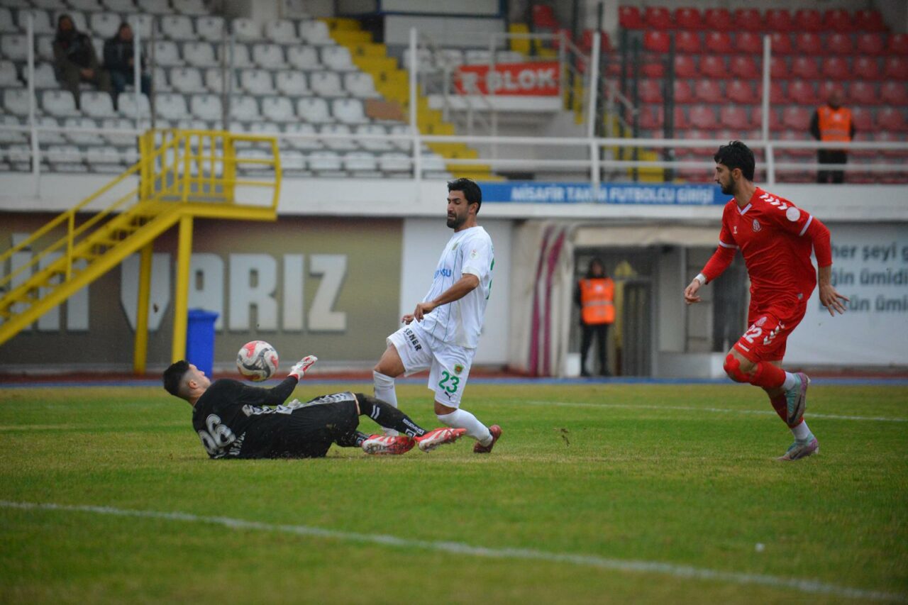 3.Lig’deki Bursa takımına 90+8’de gelen şok! 3.Lig’deki Bursa takımına 90+8’de gelen şok!