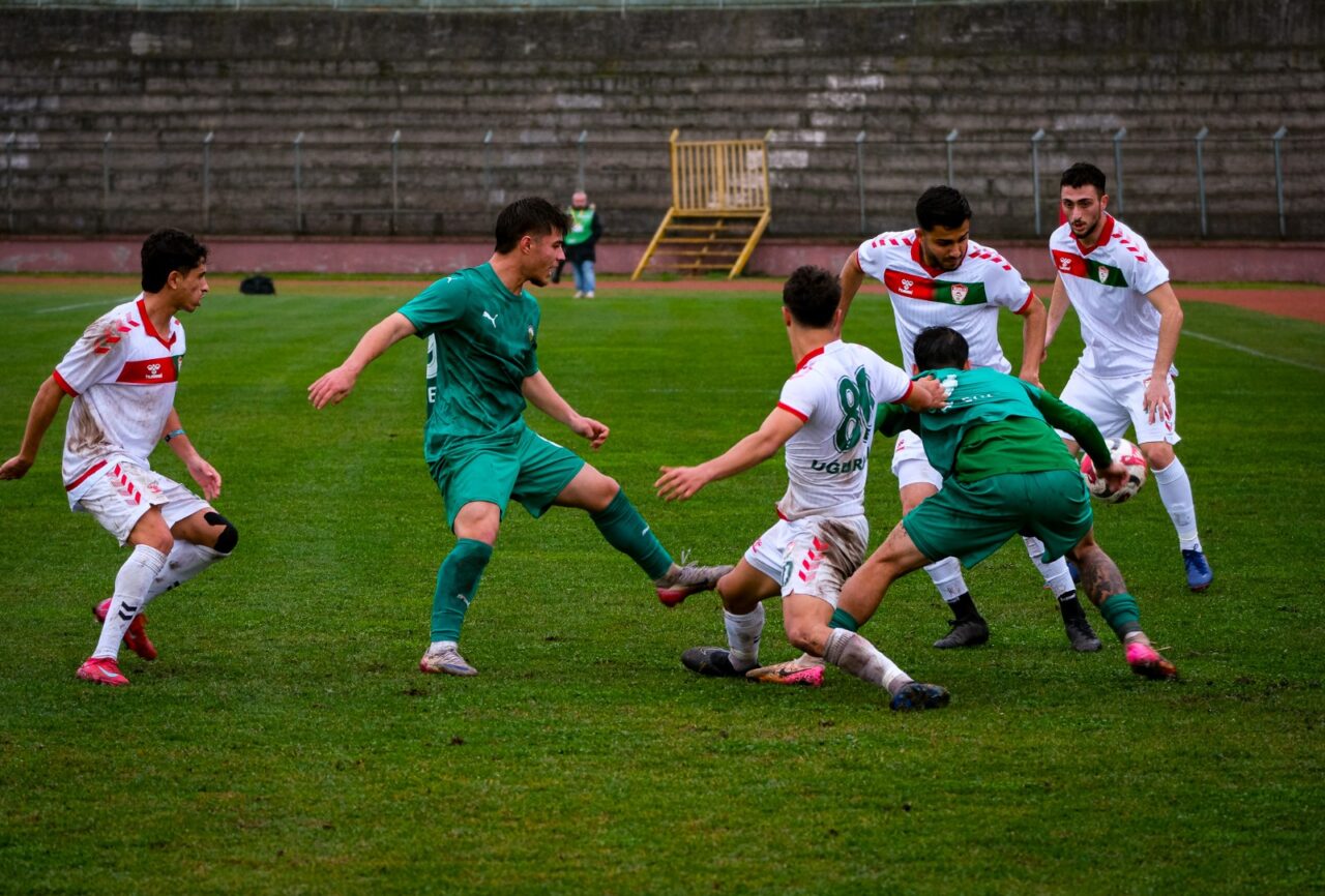 Bursaspor’un pilot takımı Yalova’da kayıp!