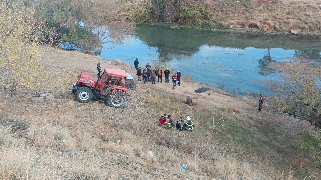 Yaşlı adam traktör kazasında öldü Yaşlı adam traktör kazasında öldü
