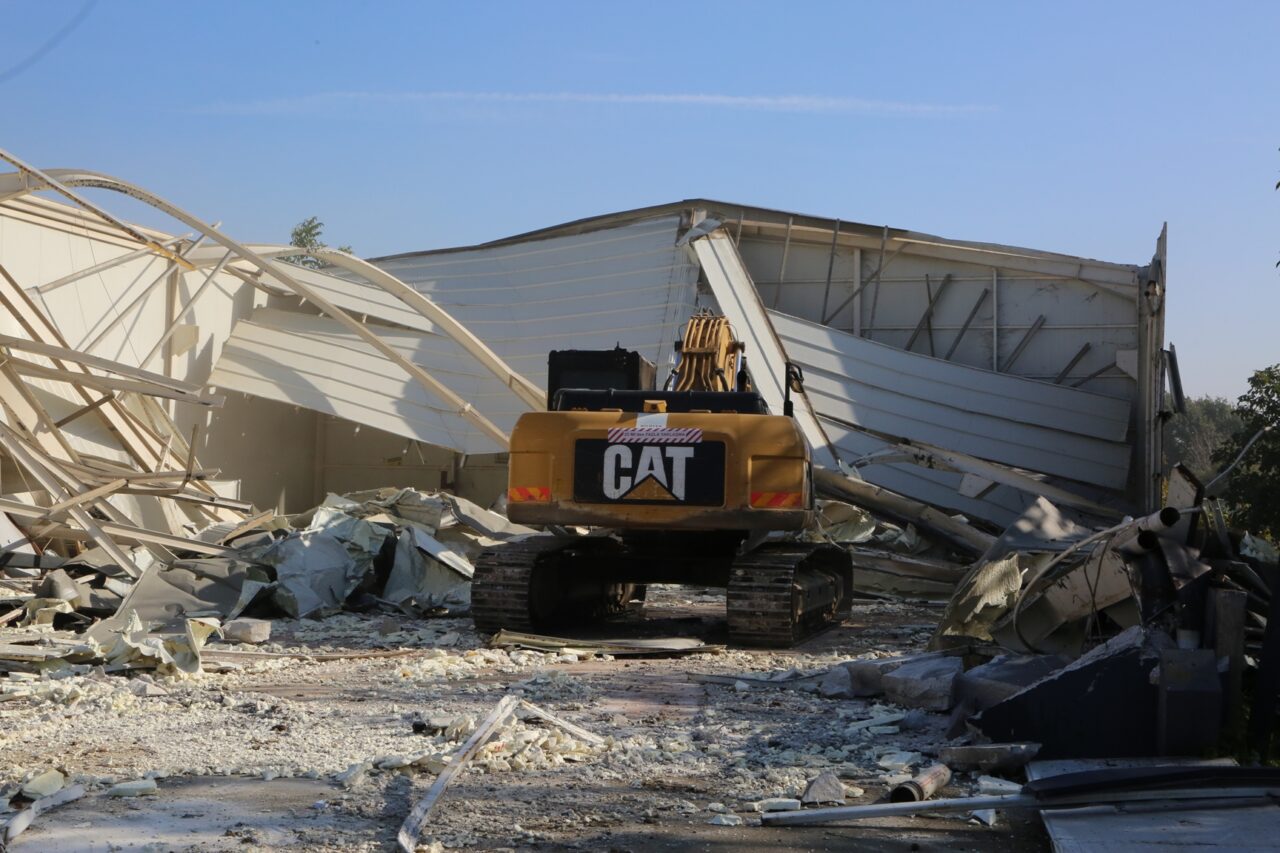 Bursa’daki iki fabrikaya yıkım! Bursa’daki iki fabrikaya yıkım!