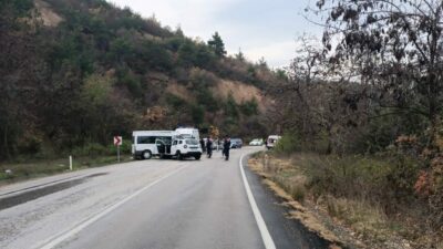 Zincirleme trafik kazası: 8 kişi yaralandı