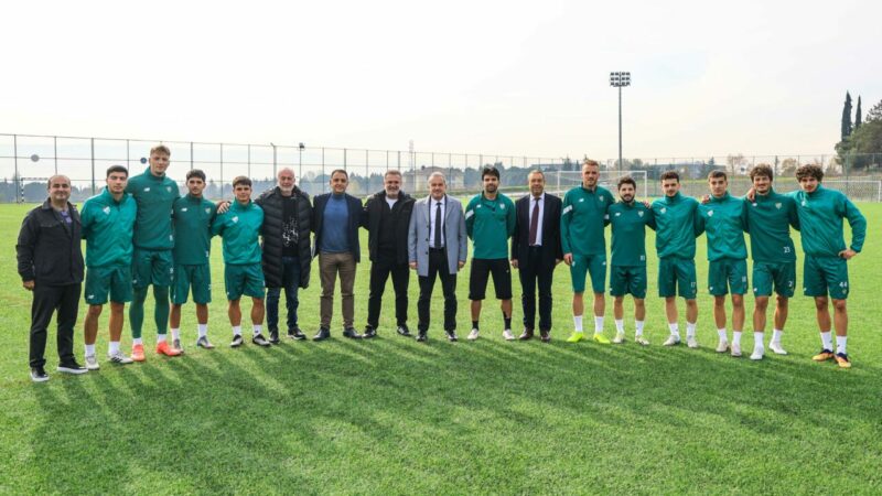 Bursa Uludağ Üniversitesi’nden Bursaspor’a tam destek Bursa Uludağ Üniversitesi’nden Bursaspor’a tam destek