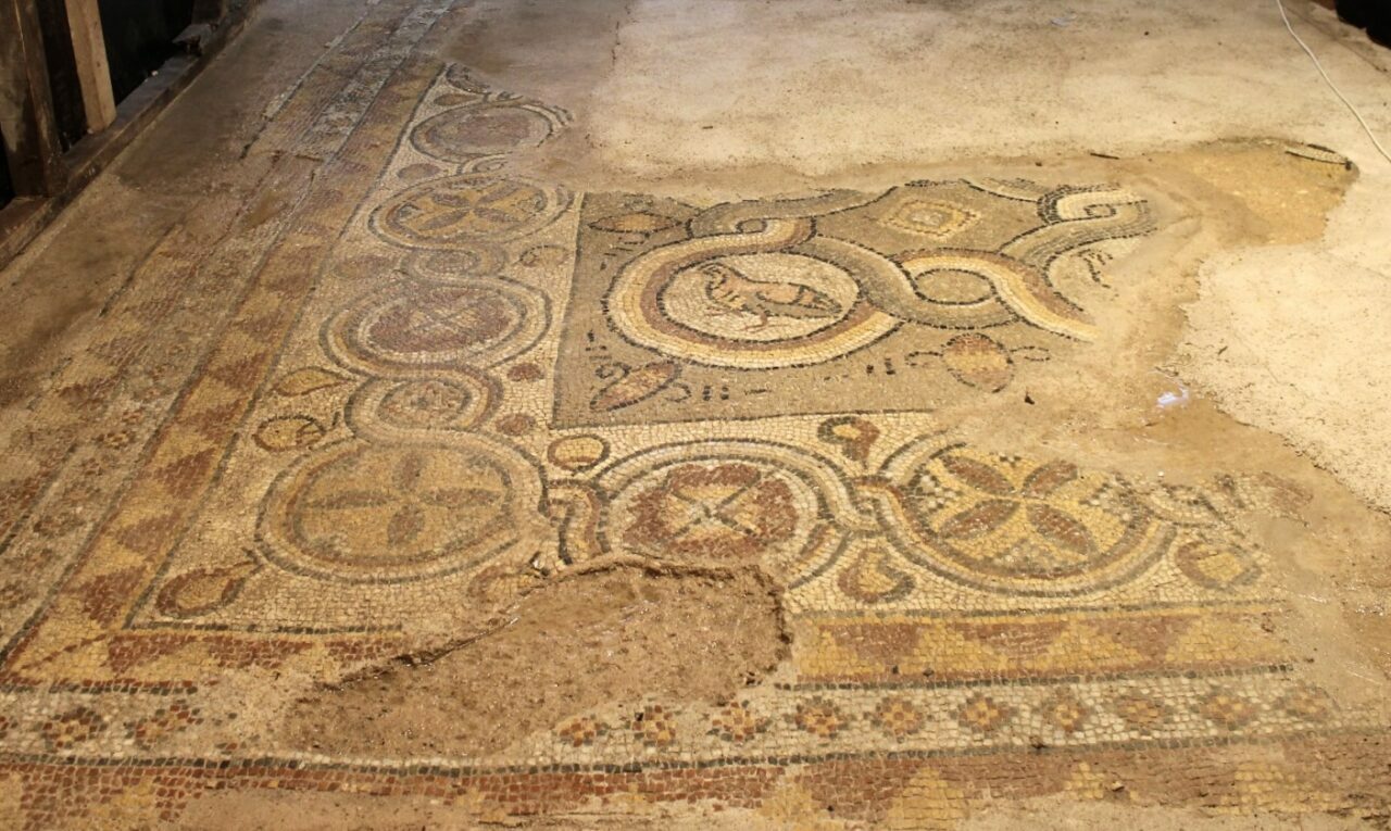 1600 yıllık mozaikler ziyaretçi merkezinde sergilenecek 1600 yıllık mozaikler ziyaretçi merkezinde sergilenecek