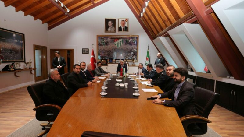 Bursaspor’un geleceği için kritik adım! Yeniden doğuyor Bursaspor’un geleceği için kritik adım! Yeniden doğuyor