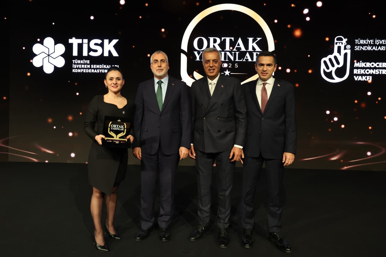 Bursa Büyükşehir’in projesine Ankara’da ödül Bursa Büyükşehir’in projesine Ankara’da ödül