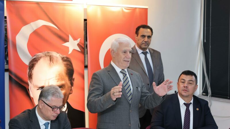 Bursa’da köprü açılışı için tarih verildi! 3 ilçenin kilit noktasında… Başkan Bozbey Burada projesi kapsamında bugün Mudanya'da olan Bursa Büyükşehir