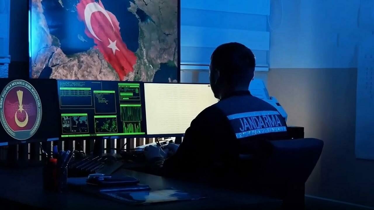 6 ilde silah kaçakçılığı operasyonlarında 119 gözaltı 6 ilde silah kaçakçılığı operasyonlarında 119 gözaltı