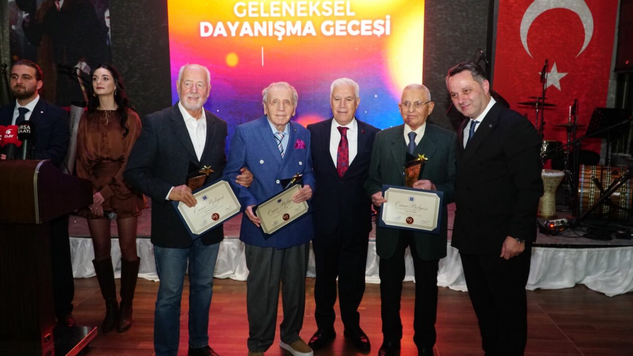 İMO Bursa’da dayanışma gecesi İMO Bursa’da dayanışma gecesi