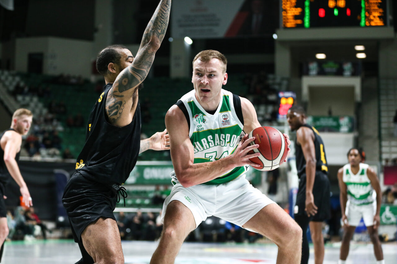 Potanın Timsahları Mersin’i yıktı geçti