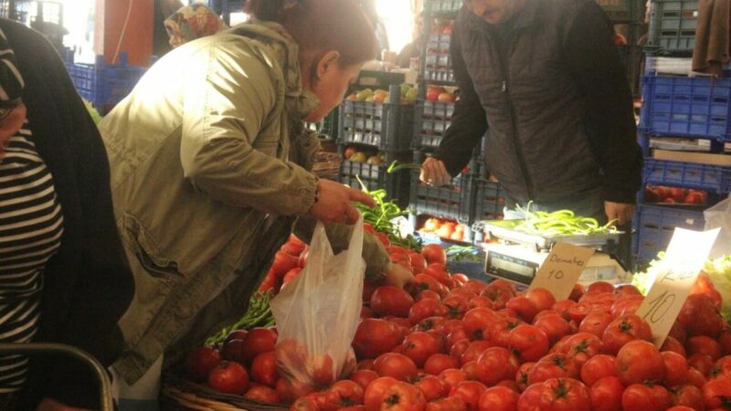 Tezgahlarda 40 liradan 10 liraya kadar düştü!