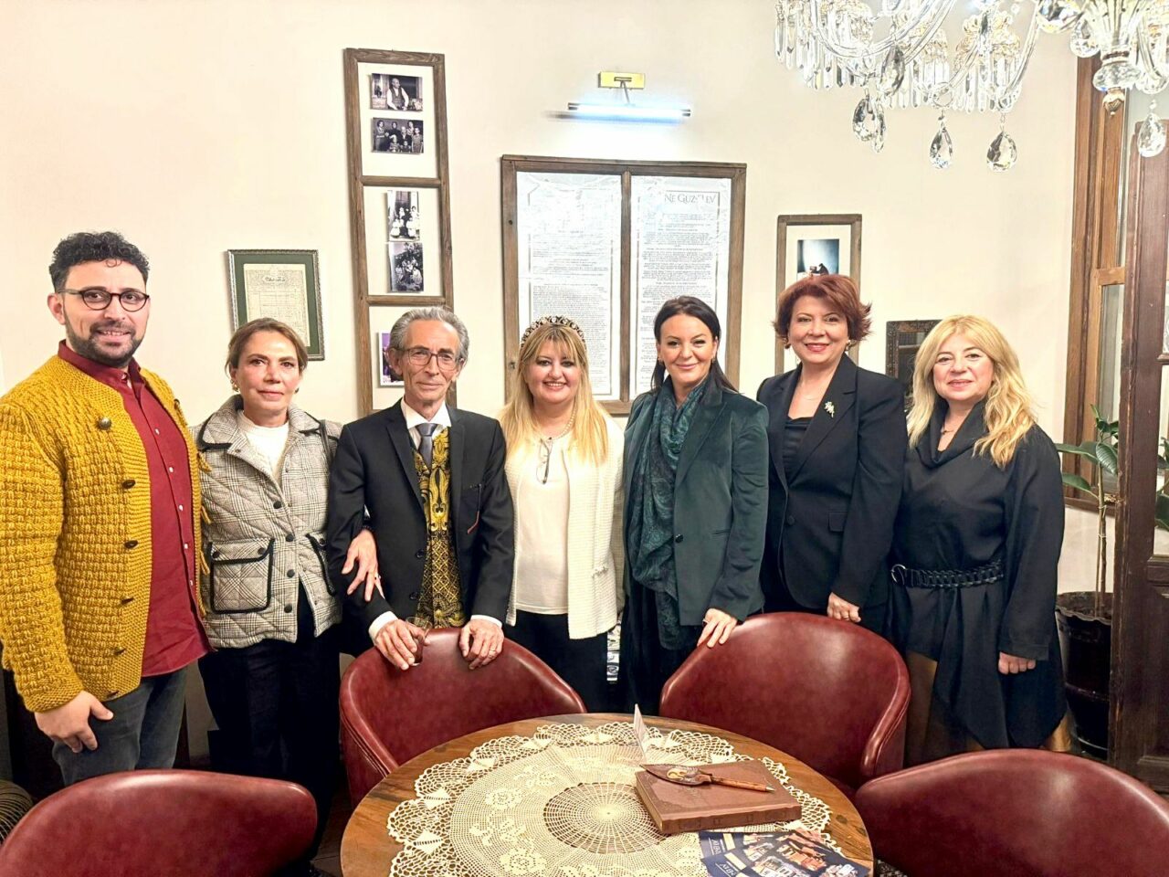 Bursa’nın tarihi mekanı Ne Güz-El Ev’de Meclis-i Âhenk akşamları Bursa’nın tarihi mekanı Ne Güz-El Ev’de Meclis-i Âhenk akşamları