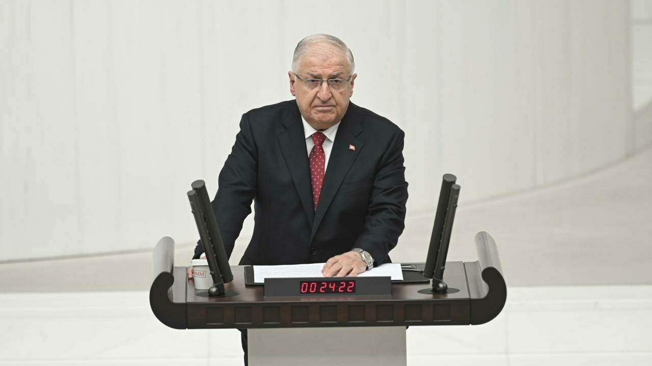 Bakan Güler: Terör örgütü tüm faaliyetlerine son vermeli Bakan Güler: Terör örgütü tüm faaliyetlerine son vermeli