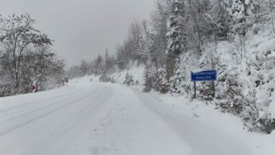 Bartın’da zirvede kar manzarası
