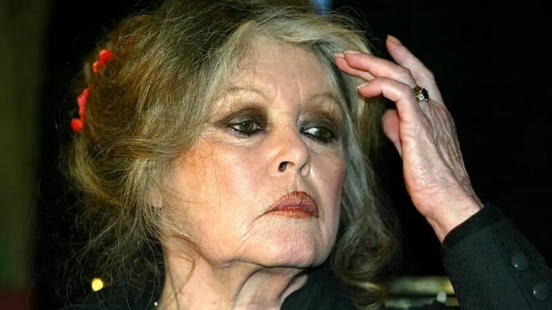 Bir döneme damgasını vurmuştu! Ünlü oyuncu hayatını kaybetti