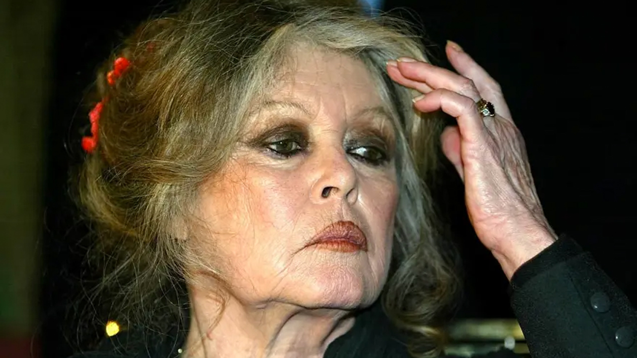 Bir döneme damgasını vurmuştu! Ünlü oyuncu hayatını kaybetti