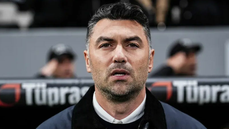 Gaziantep FK'dan iki hafta sonra ayrılacağını açıklayan Burak Yılmaz, sürpriz