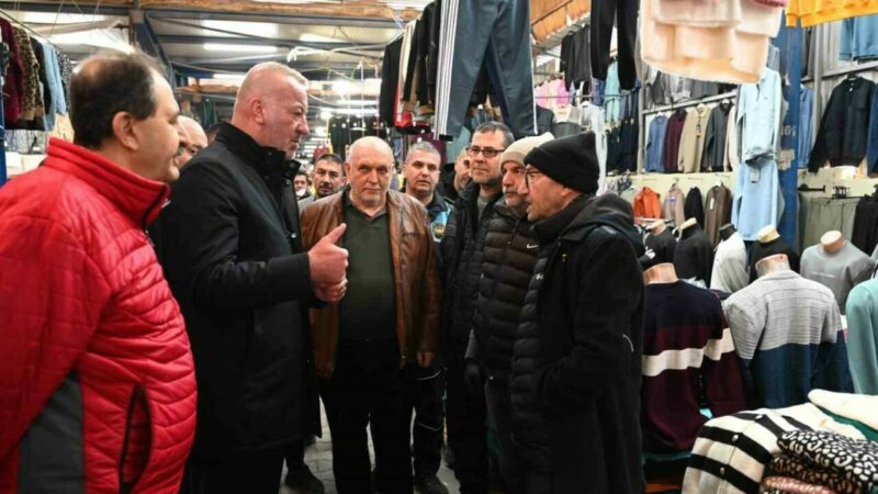 Bursa Karacabey’de belediyecilik sahada yapılıyor