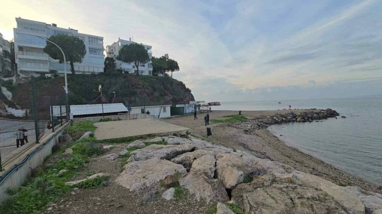 Bursa’da 3 gündür kayıp 19 yaşındaki Berat’tan acı haber Bursa’da 3 gündür kayıp 19 yaşındaki Berat’tan acı haber