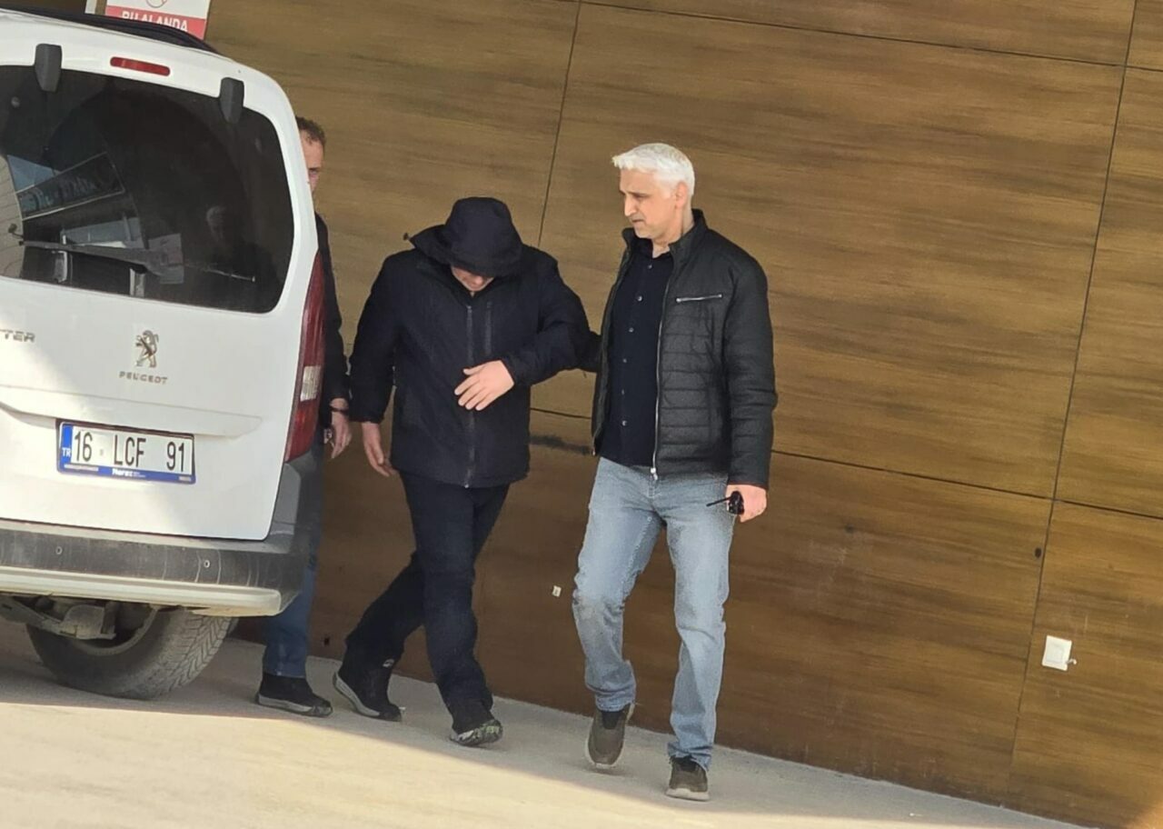 Yer: Bursa… Başkasına ait arsayı… Yer: Bursa… Başkasına ait arsayı…