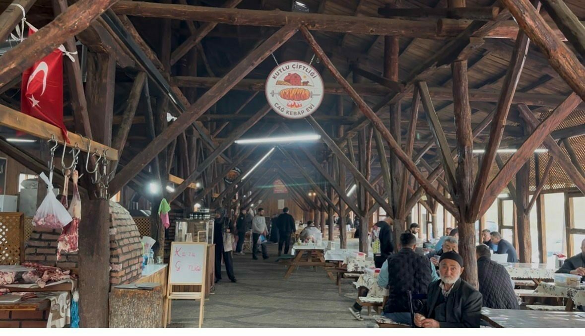 Bursa’daki tarihi han lezzet durağı oldu!