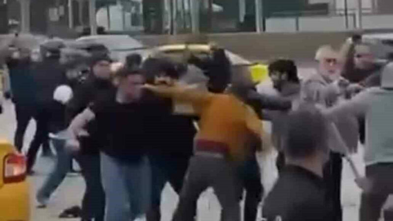 Bursa’da birbirlerine girdiler! O anlar kamerada