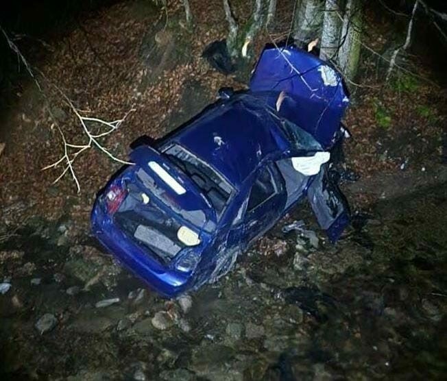 Bursa’da feci kaza! Otomobil uçurumdan yuvarlandı