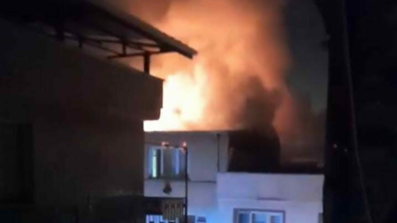 Bursa’da gece yarısı yangın paniği