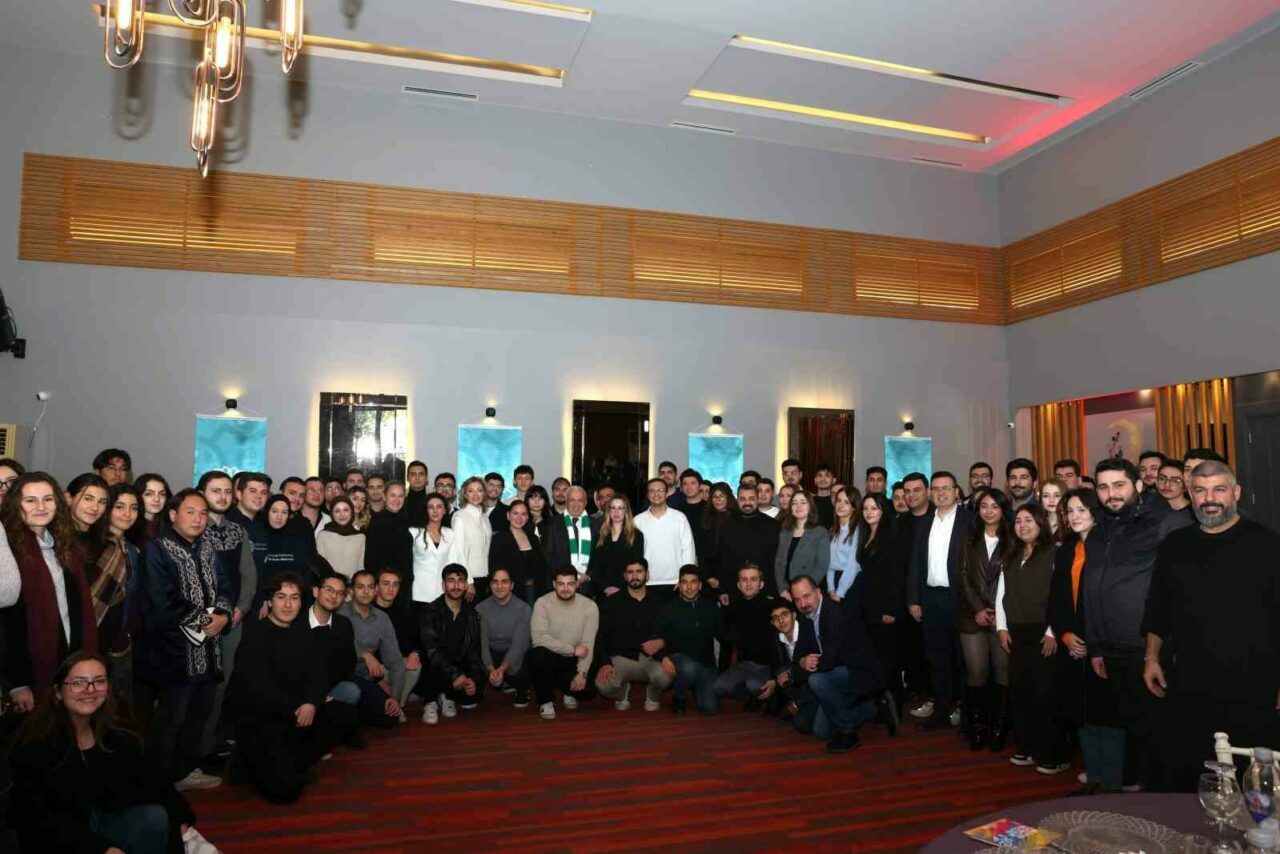 Bursa’da gençler karar ortağı