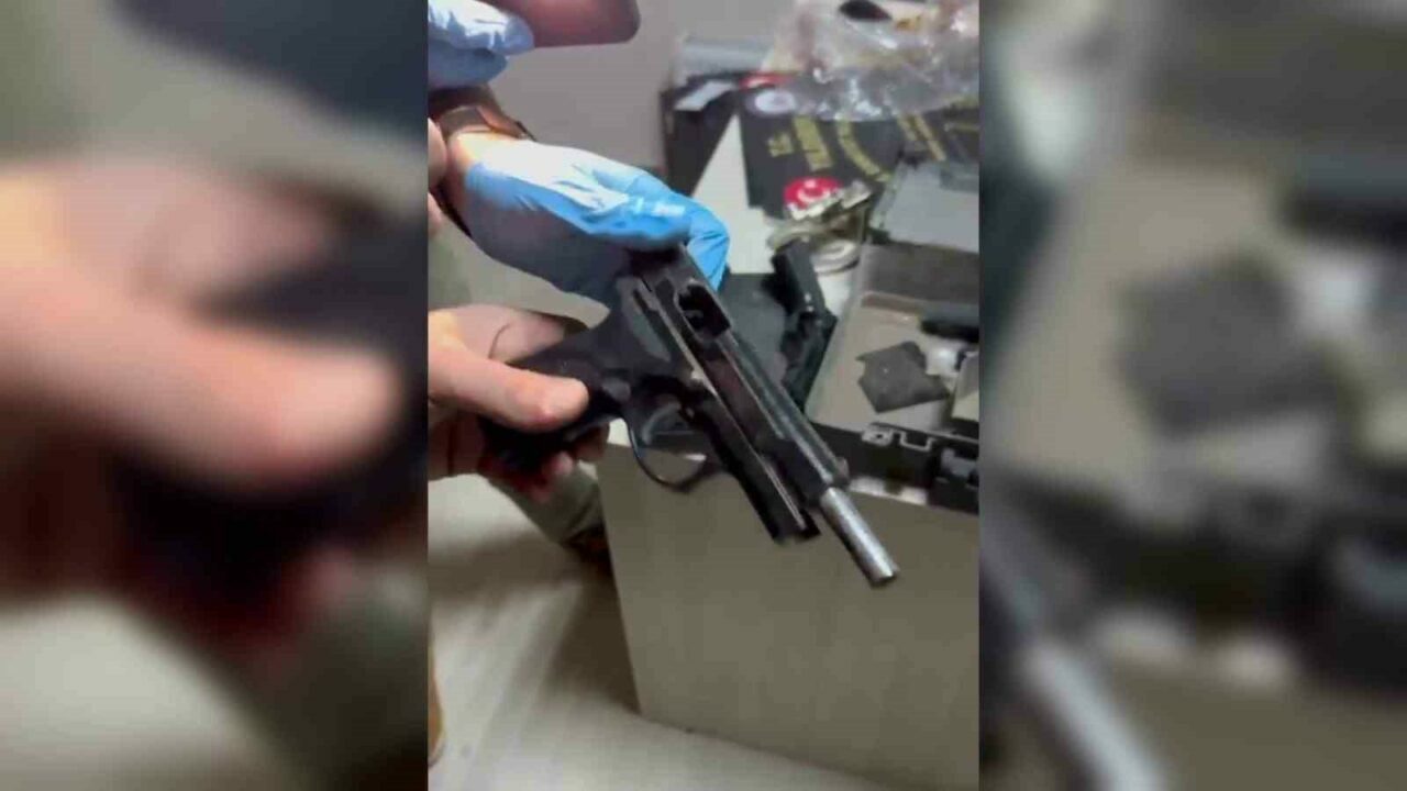 Bursa’da kaçak silah atölyesine Yıldırım operasyonu Bursa’da kaçak silah atölyesine Yıldırım operasyonu