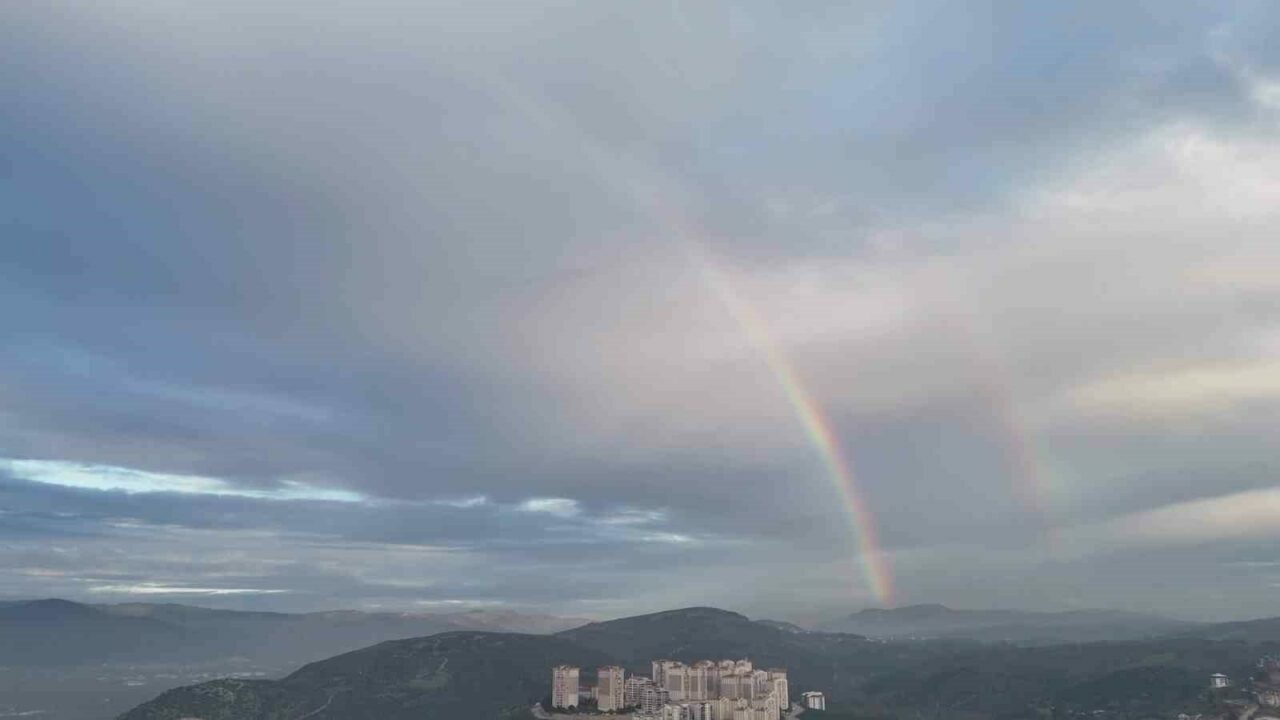 Bursa’da kartpostallık görüntü! Herkes bakakaldı…