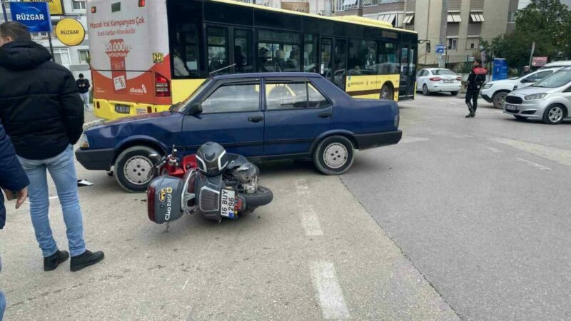 Bursa’da korkunç kaza Bursa’nın Mudanya ilçesi Güzelyalı Mahallesi’nde meydana gelen trafik kazasında motosiklet