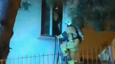 Bursa’da geceyi alevler aydınlattı! İçerde mahsur kaldı…