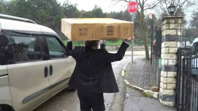 Bursa’da soğuk havada yürekleri ısıtan yardım