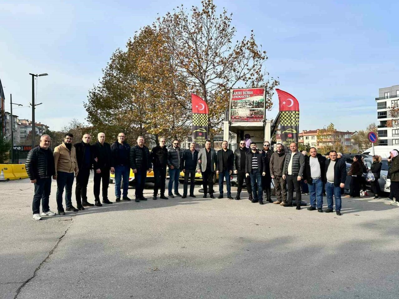 Bursa’da taksicilerden yürek ısıtan hareket