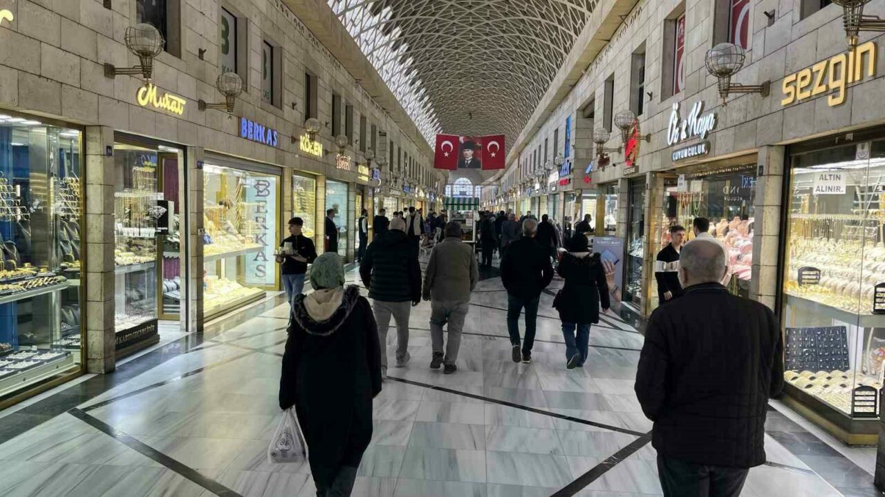 Bursa’da ticaretin kalbinden fahiş zam tepkisi