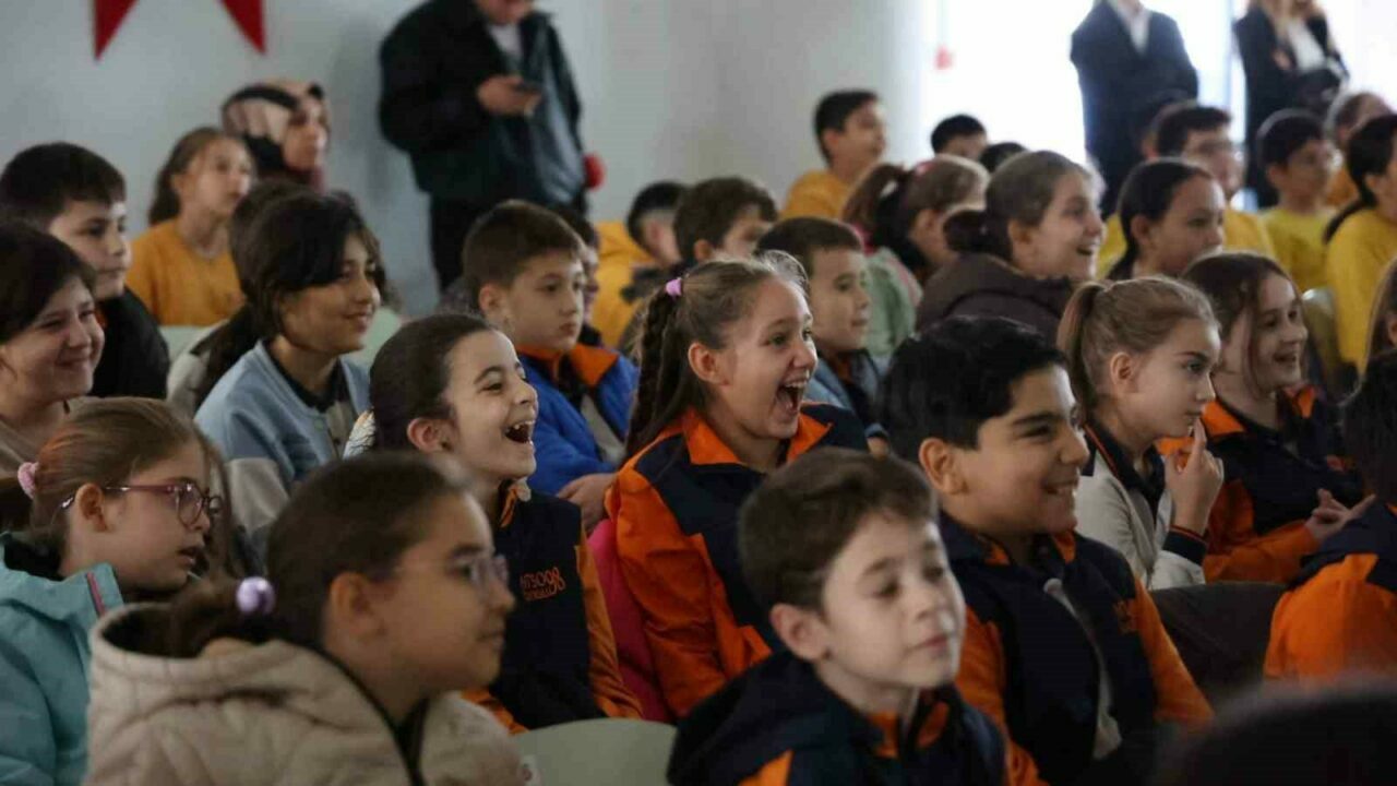 Bursa’da Uludağ Enerji ve Milli Eğitim’den güçlü farkındalık! Bursa’da Uludağ Enerji ve Milli Eğitim’den güçlü farkındalık!