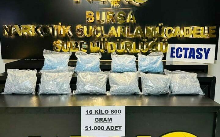 Bursa’da uyuşturucu operasyonu: 51 bin adet extacy ele geçirildi Bursa’da uyuşturucu operasyonu: 51 bin adet extacy ele geçirildi