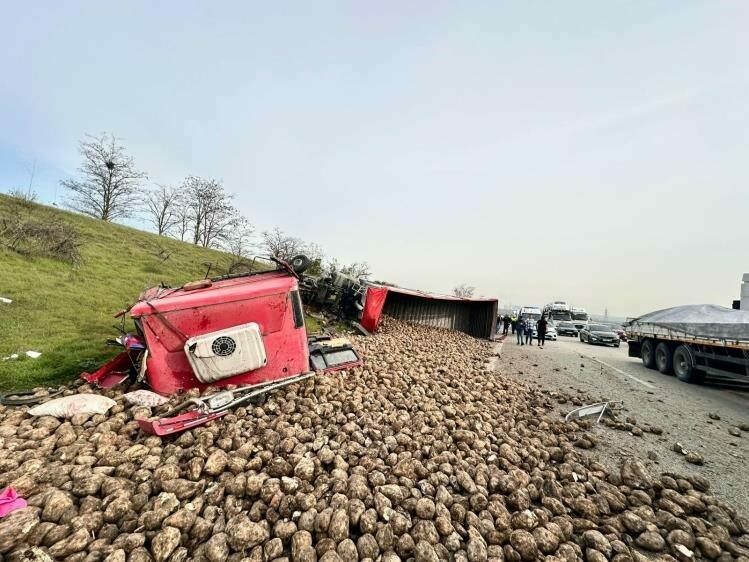 Bursa’daki TIR kazasından acı haber Bursa’daki TIR kazasından acı haber