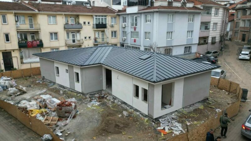 Sinanbey Mahallesinde arsa tahsisi İnegöl Belediyesi tarafından yapılan, inşaat çalışmaları