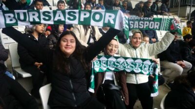 Bursaspor coşkusunu ilk kez tribünde yaşadılar