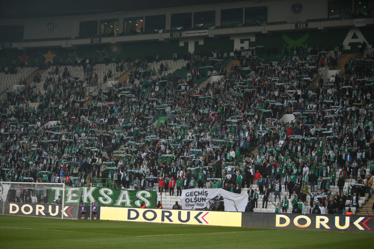 Bursaspor’dan taraftarlara önemli çağrı Bursaspor’dan taraftarlara önemli çağrı