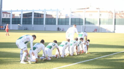 Bursaspor’dan Soma’da süper skor; Şampiyonluk yürüyüşü