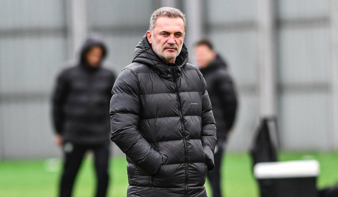 Bursaspor’un hocası Tahsin Tam’dan transfer açıklaması! Bursaspor’un hocası Tahsin Tam’dan transfer açıklaması!