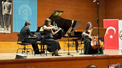 Genç müzisyenler Bursa’da sahnede