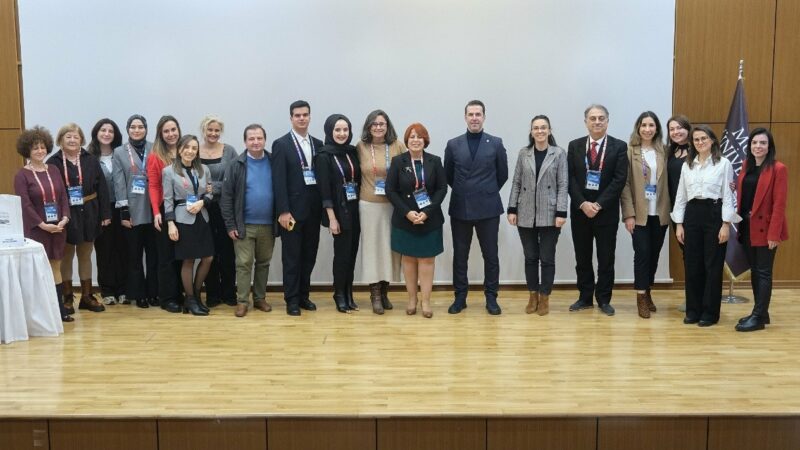 Mudanya Üniversitesi ev sahipliğinde ilk uluslararası bilimsel kongre düzenlendi. Uluslararası