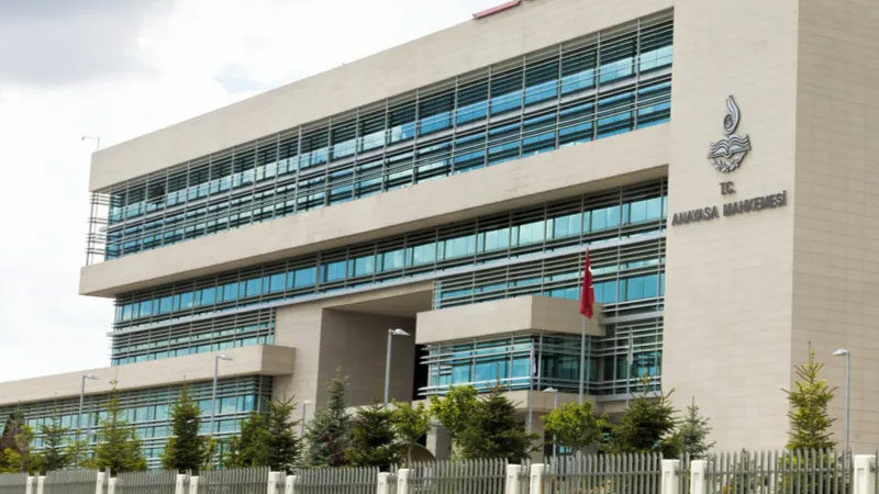 6 siyasi partiye yönelik mali denetimler Resmi Gazete’de Anayasa Mahkemesinin (AYM), 6 siyasi partiye yönelik mali denetimlerine ilişkin